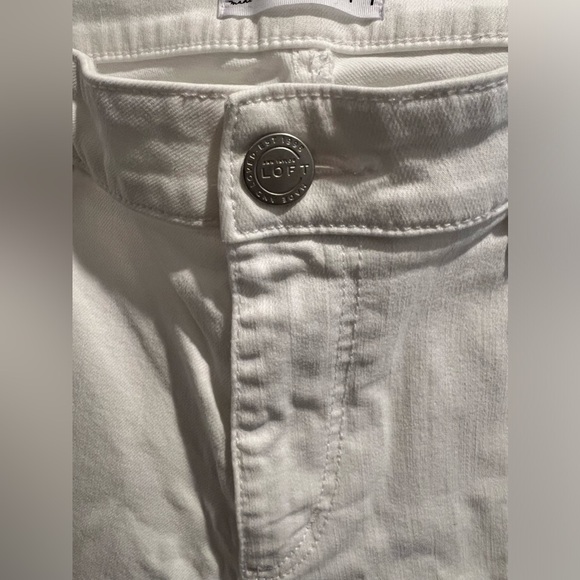 LOFT Jeans by Ann Taylor, Kick Crop Curvy Jeans - Picture 2 of 6